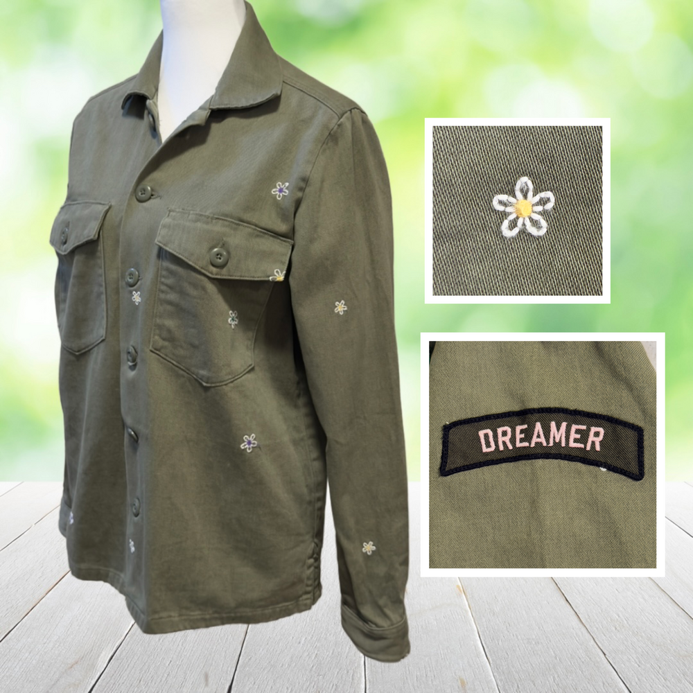 AMERICAN EAGLE Utility Army Jacket Embroidered Daisies Dreamer Patch Green Sz S